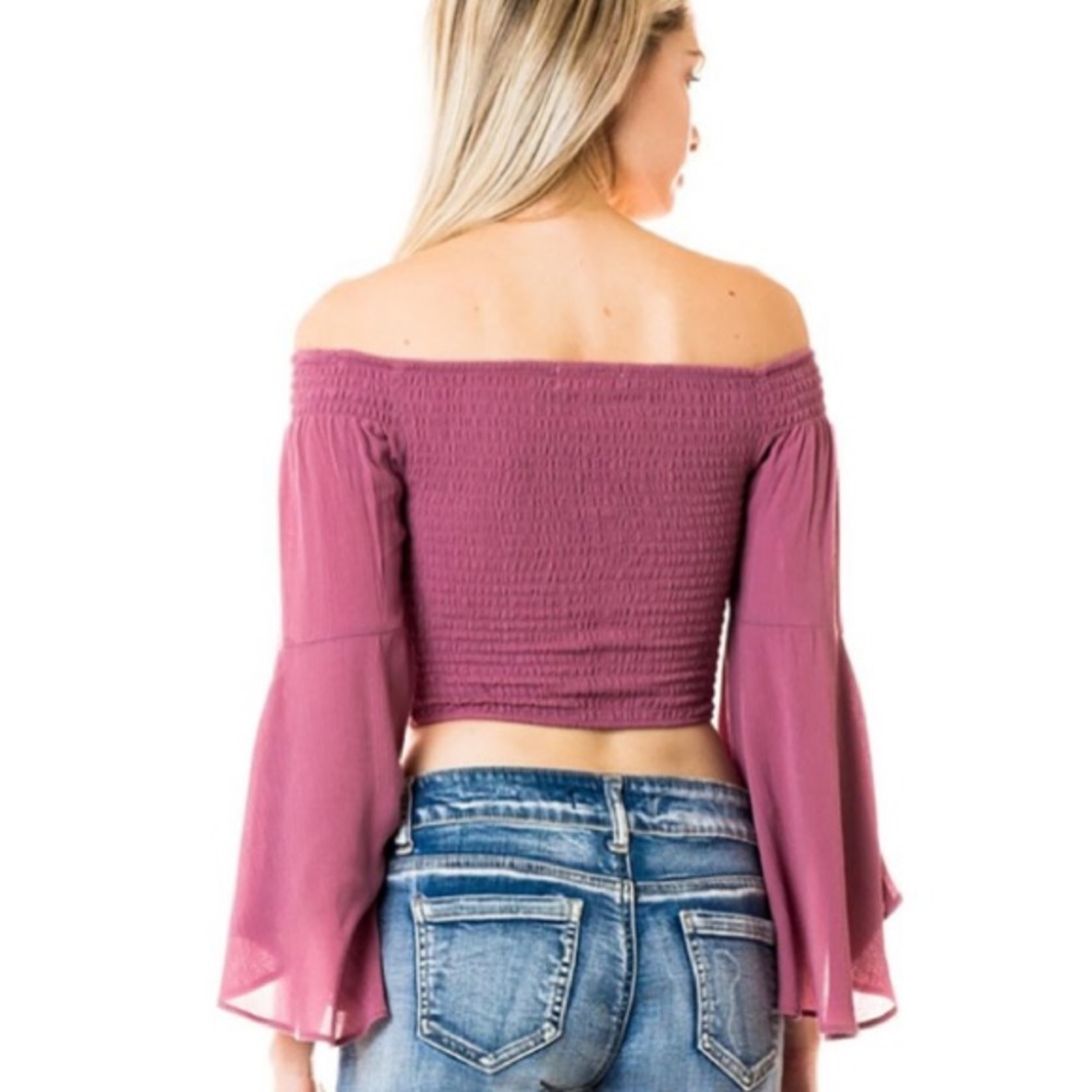 NEW Smocked Off-Shoulder Bell Sleeve Top in Rose sz L - Picture 2 of 7